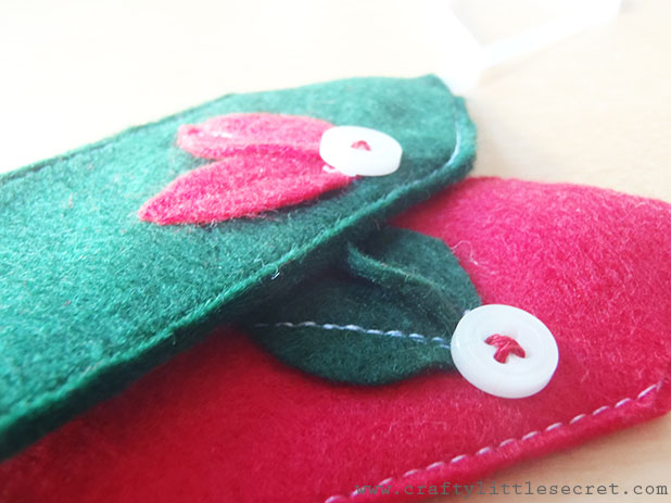 Felt gift tags