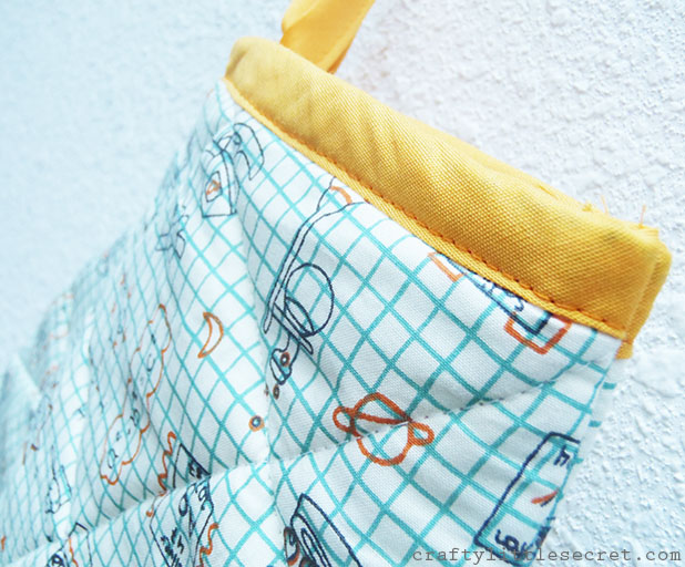 Chemistry oven mitts