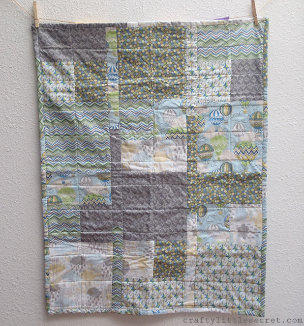 Hot air balloon baby quilt front