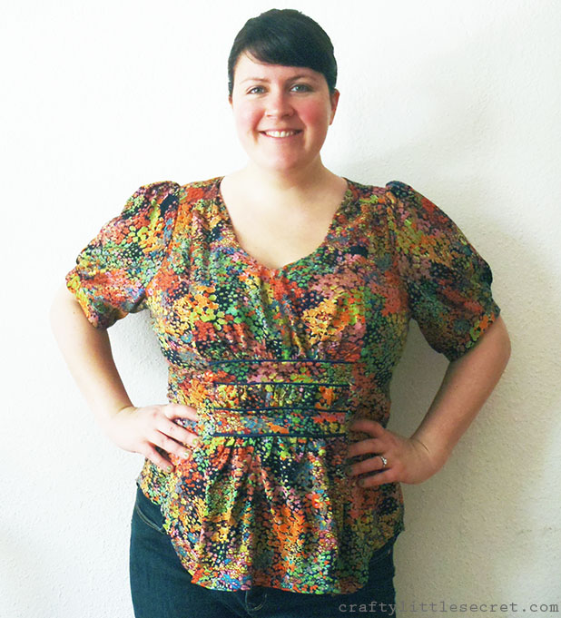 v1152 sewing pattern front