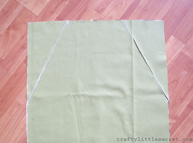 Crafty Little Secret - DIY Apron Tutorial - www.craftylittlesecret.com