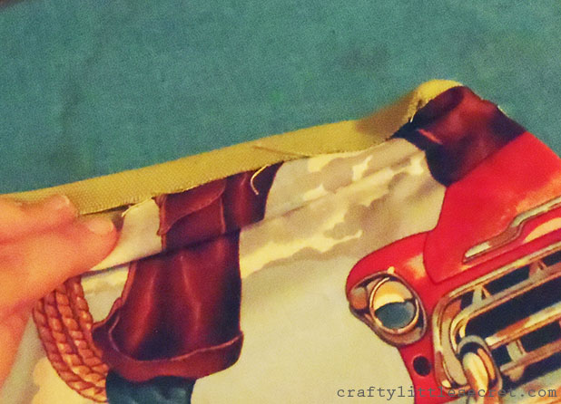 Crafty Little Secret - DIY Apron Tutorial - www.craftylittlesecret.com