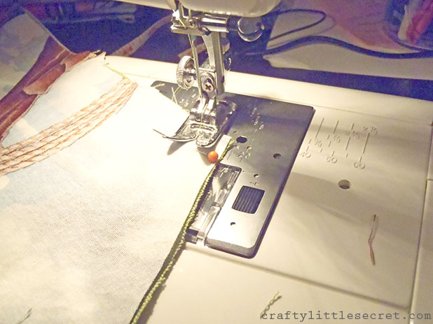 Crafty Little Secret - DIY Apron Tutorial - www.craftylittlesecret.com